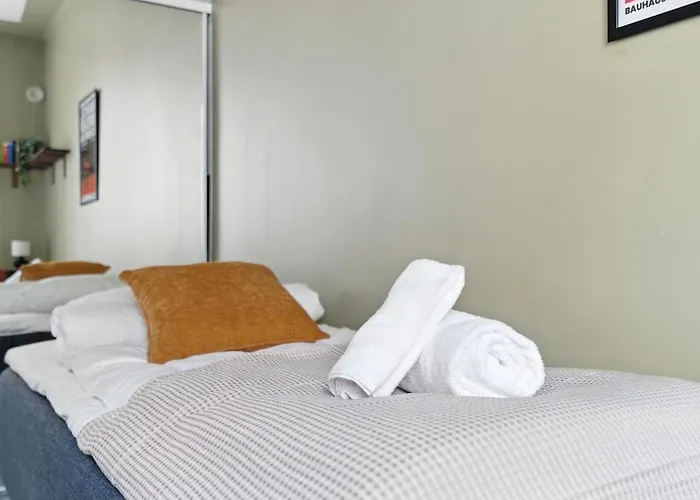 Mid Century Jugend Walkable Area Tram Bus 200m Διαμέρισμα